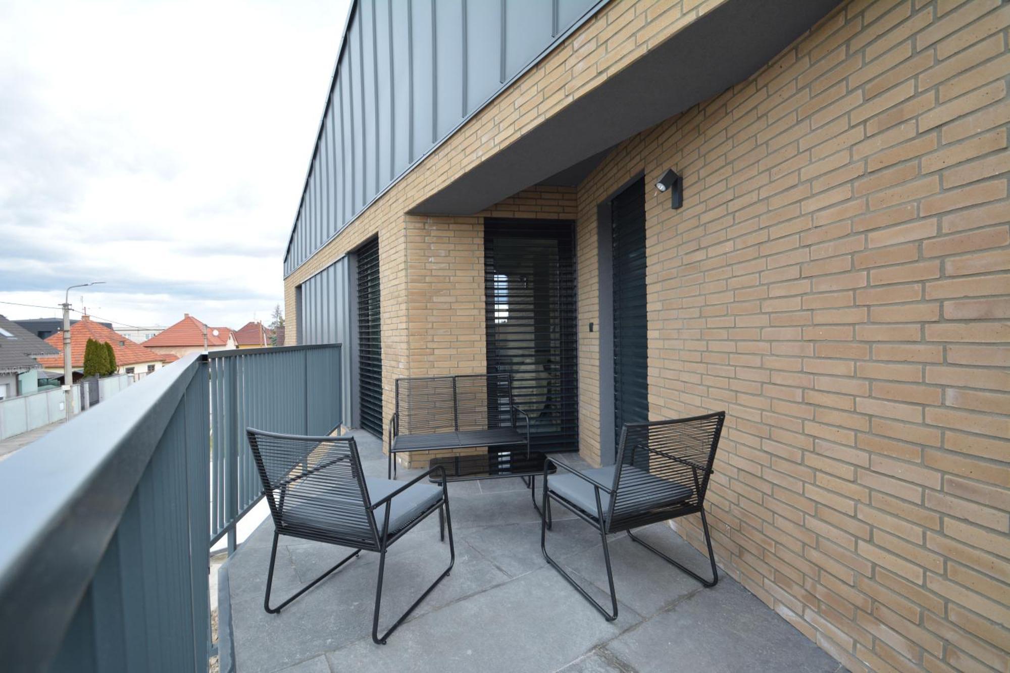 Apartments Sered Sered' ภายนอก รูปภาพ